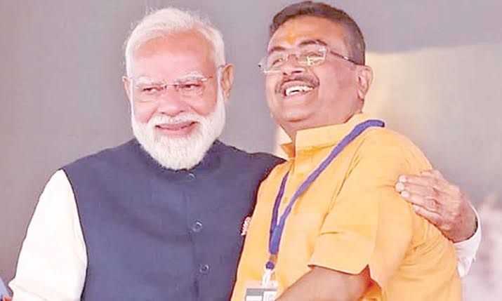 Last 24 hours of Suvendu Adhikari: 

> Removed Z+ Security of Abhishek Banerjee 

> Legal Aid and Govt support for 321 families who lost their loved ones in Political Violence

> Approved the process of Handling over the land to BSF at Bangladesh Border

> Removed all directors,