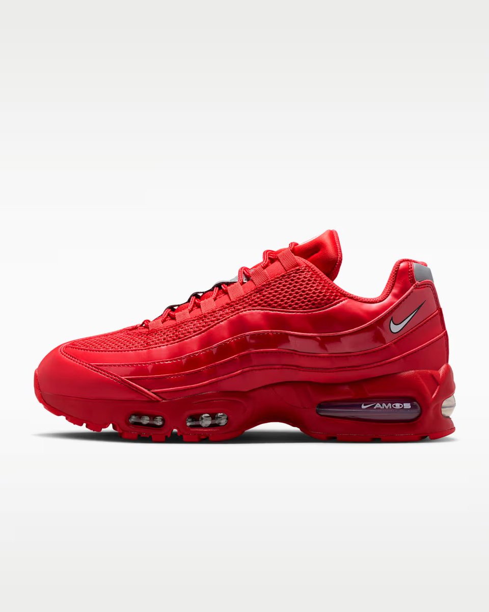 EldenMonitors's tweet photo. Sizes Restocked @ Nike
Air Max 95 T90 Big Bubble Red #ad 

=> https://t.co/Sb6UELdMrx https://t.co/jwBDrt1byk