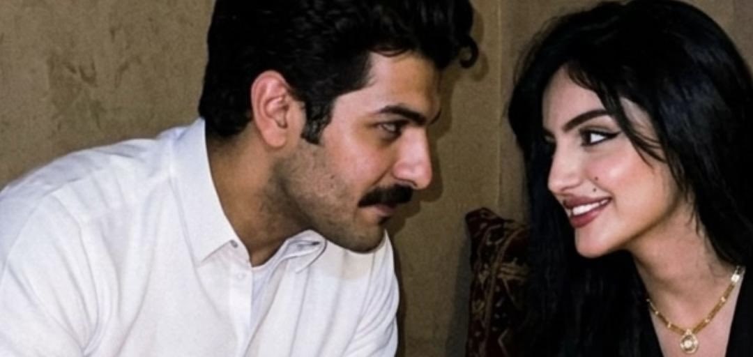 y_dqq's tweet photo. جعل عيني ما تشوف إلا عيونك
وجعل حالي ما يضمه غير حالك

أنت قل لي وش هالدنيا بدونك 
والله إن مابها حياه إلا وصالك. https://t.co/TSlDCAsI2J