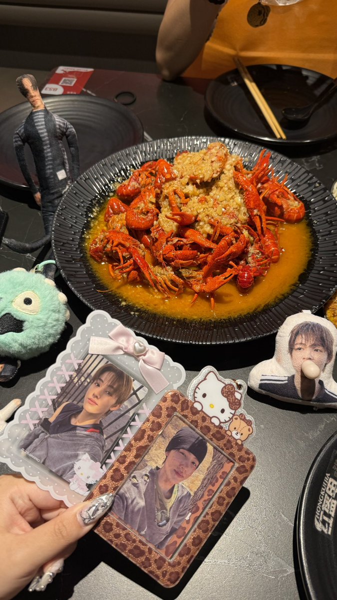 행복이 tweet media