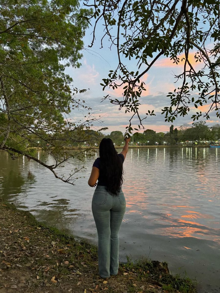 Afraaa 🍑 tweet media