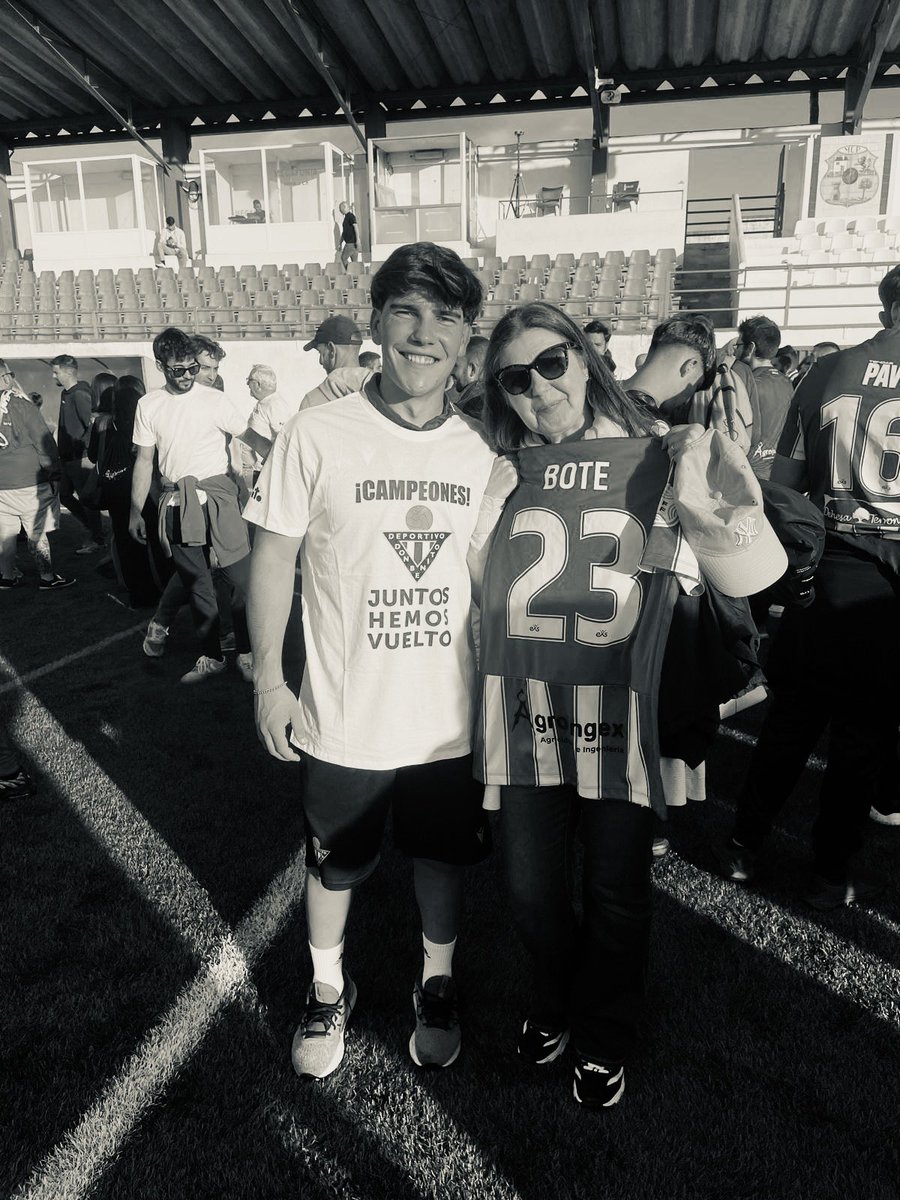 botee0's tweet photo. !!SOMOS DE SEGUNDA RFEF!!🫨🫨 https://t.co/BqiTKcwg3G