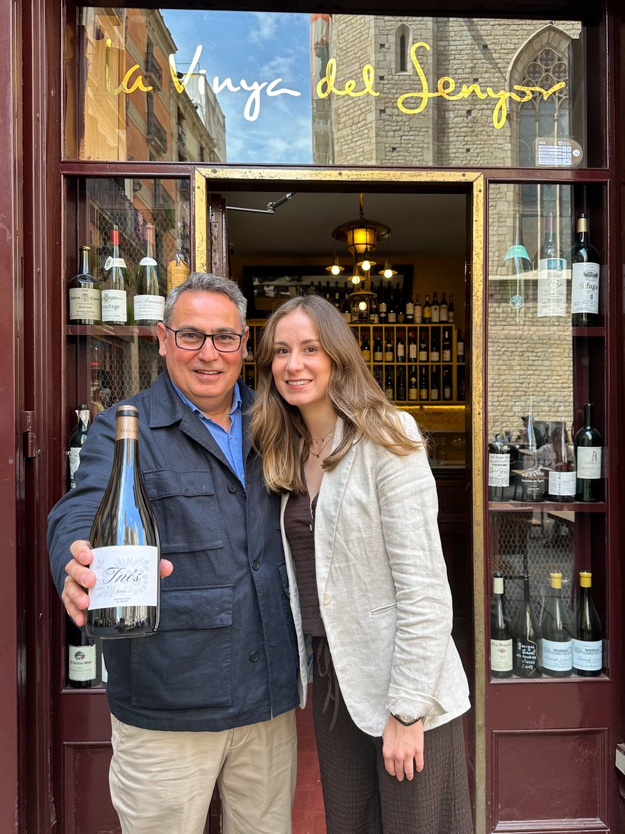 vinyadelsenyor's tweet photo. Inés 2021, uno de los grandes tintos que elaboran Juan Carlos Vizcarra y su hija Celia, a copas hasta el 15 de mayo. https://t.co/Kn4IyzlAcD