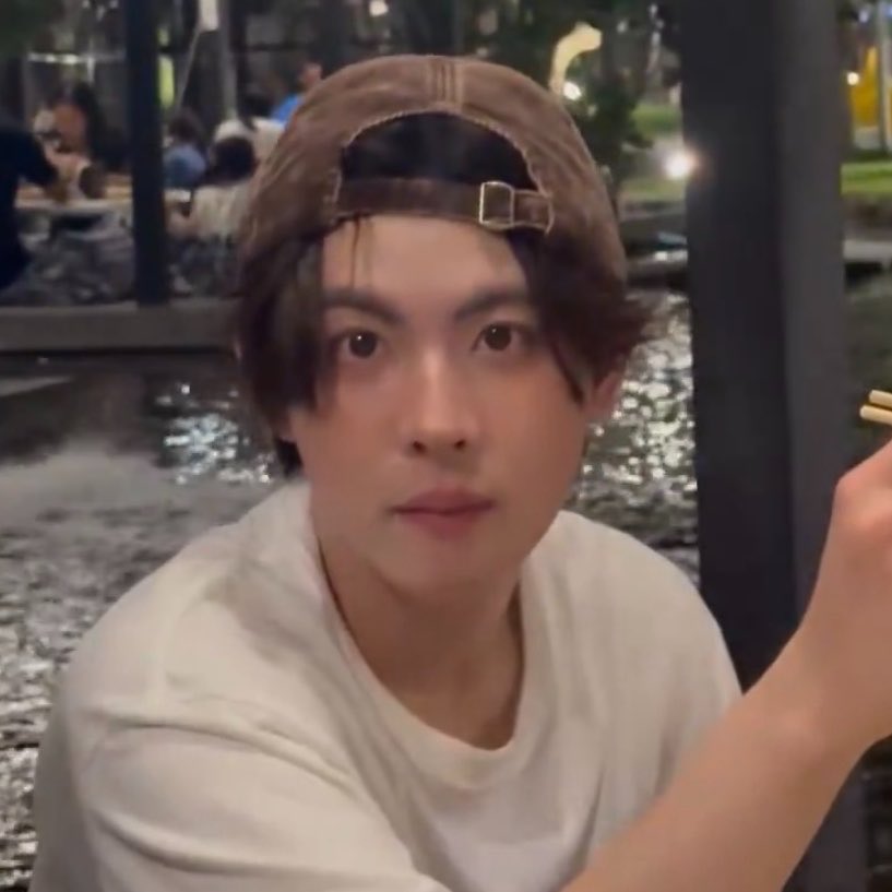 มะอ๋วย tweet media