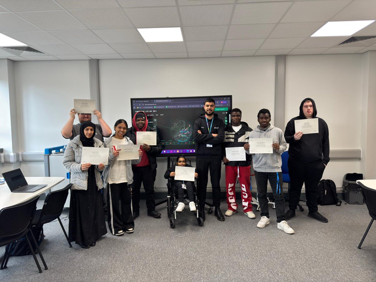 Rotherham College tweet media