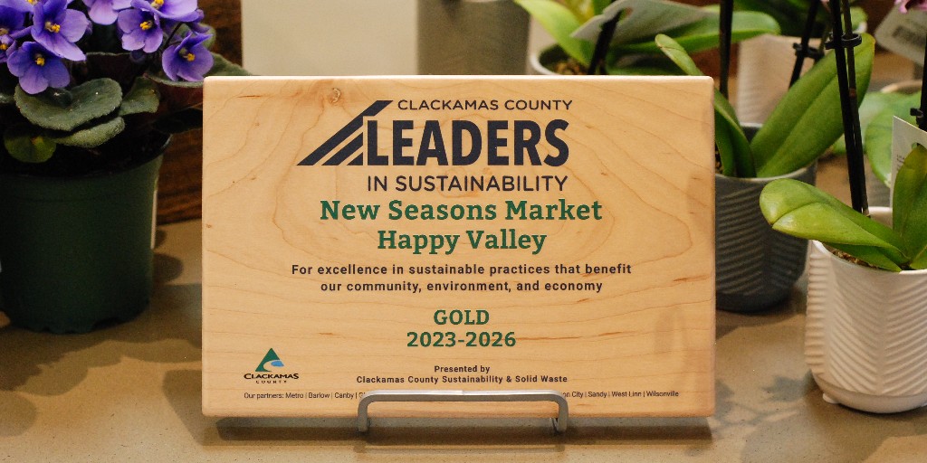 clackamascounty's tweet photo. We’re excited to celebrate New Seasons Market as a gold-certified Leader in Sustainability! Their goal is to build community, champion the regional food economy, and to continually find creative ways to keep their environmental foodprint small. https://t.co/Iy4h0UFNgW https://t.co/OYAR4Twxcj