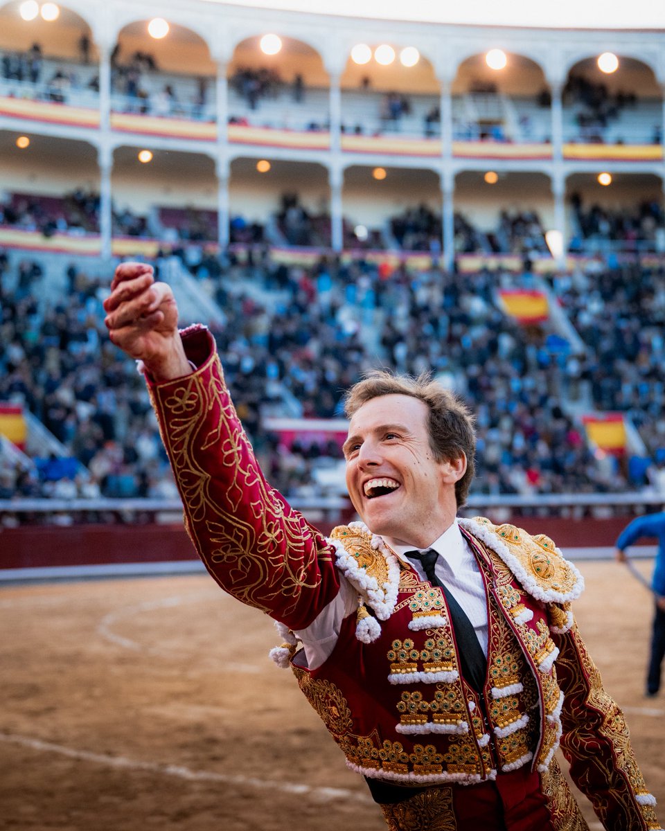 Román Collado tweet media
