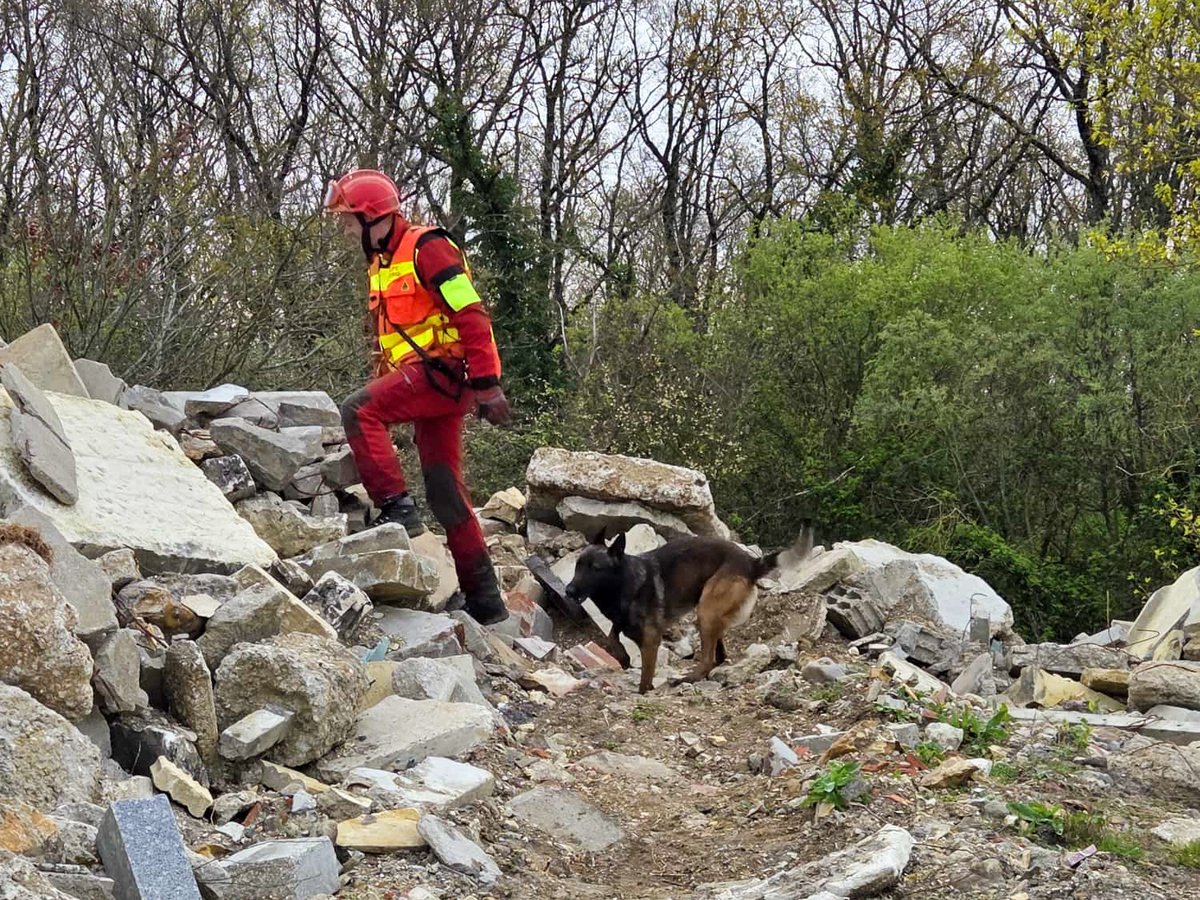 Sapeurs-Pompiers de la Nièvre tweet media