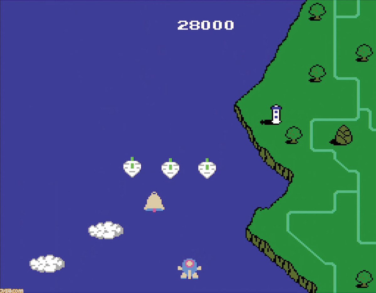 x_nea's tweet photo. 友人宅でニンテンドークラシックにあるファミコン版ツインビーを40年振り位にプレイ。
2人同士プレイで最終ステージにてゲームオーバーだったけど昔を思い出す良い時間でした。
#ツインビー
#ニンテンドークラシックス https://t.co/fjLCrtdoyK