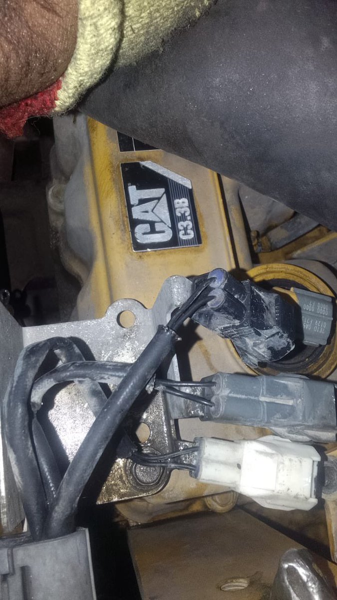 allklass_motors's tweet photo. Available C3.3B industrial engine. Known for its compact design and high power density, it’s a workhorse for skid steers, loaders, and excavators. 
✅ Robust performance
✅ Fuel efficient
✅ Built to last
https://t.co/FQS9pFkWLZ

#Caterpillar #CatEngine #HeavyMachinery #CAT https://t.co/Q2PwsyNP7b