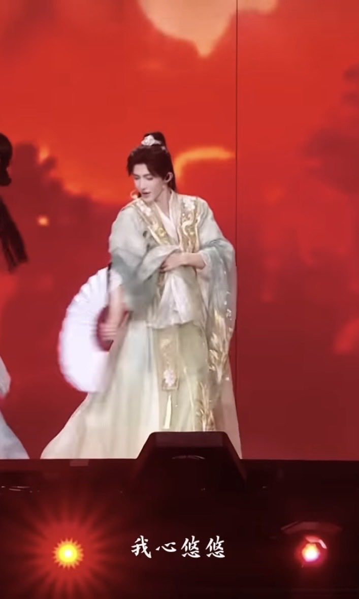 ขนมไหว้พระจันทร์เนื้อส้ม | 🐑 tweet media