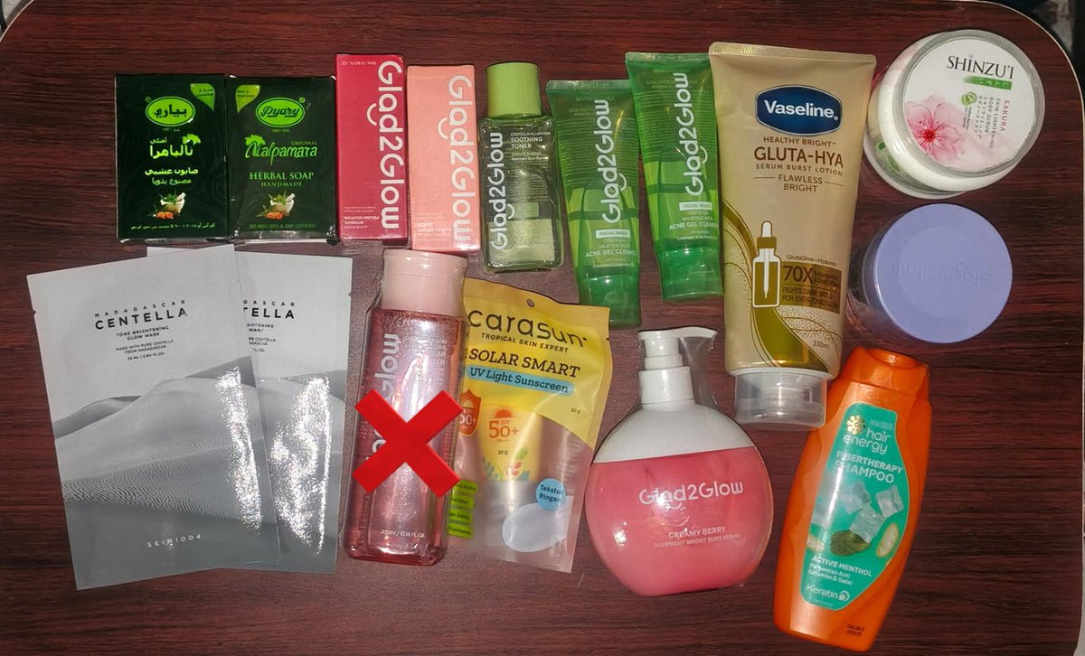 blueeoce's tweet photo. WTS 
🔅 skincare new: nalpamara, serum peeling, serum brightening, toner acne, face wash acne, vaseline gluta, lulur, moist, sheetmask, sunscreen, body lotion, makarizo shampoo
🔅 masker duckbill dan pewangi ruangan (10, 5/item) 
🔅tas totebag (36k) 
🔅 skincare preloved (6,5k) https://t.co/7L2lcYJkA6