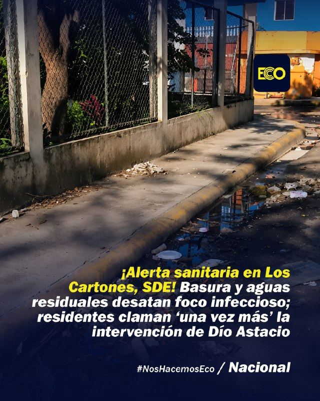 diarioecord's tweet photo. #NosHacemosEco

Habitantes del sector Juan Pablo II (Los Cartones), en el municipio Santo Domingo Este, denunciaron que la colocación de un contenedor de basura (fulgón) en la entrada de la calle Orlando Martínez ha generado una situación crítica en la zona, con malos olores, basura acumulada, aguas residuales y plagas, lo que dificulta la entrada y salida del barrio.

Los comunitarios han deplorado la falta de respuesta por parte de las autoridades municipales para solucionar situación de insalubridad. 

Solicitaron la remoción del contenedor a otro lugar para eliminar el riesgo sanitario.

El video donde se muestra la condición en que se encuentra esa calle fue enviado al munícipe Misael Lachapel, miembro de la FP, por la comunitaria Yajaira Feliz, quien ha hecho la denuncia en varias ocasiones sin recibir respuesta.