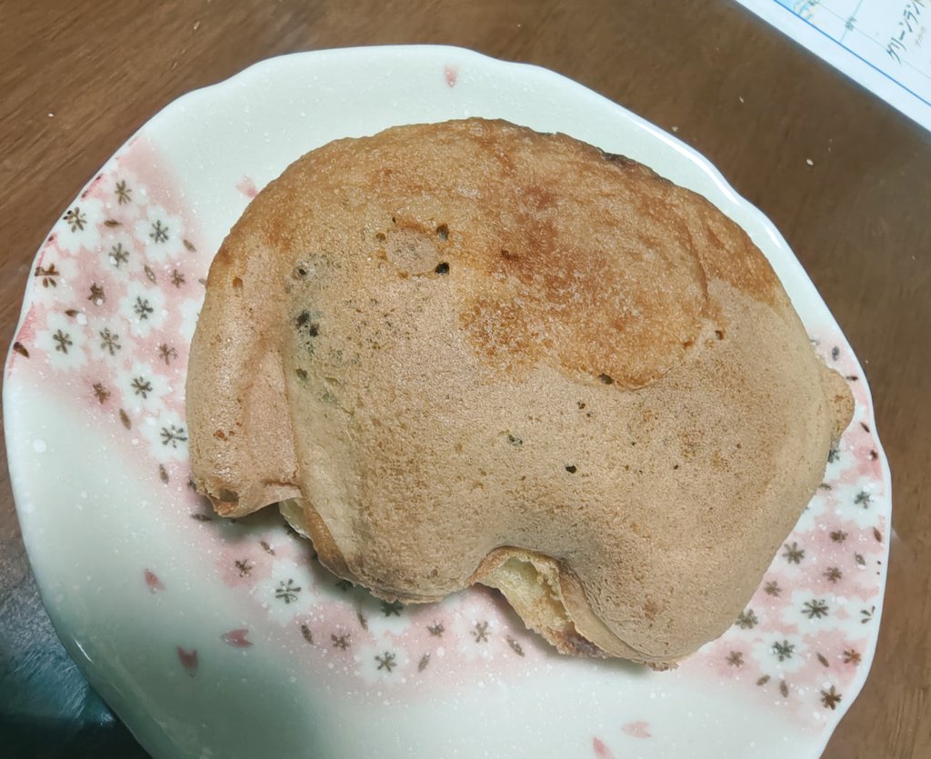 生活が雑過ぎて冷蔵庫にぶち込んだぞうさんを夕飯にする僕