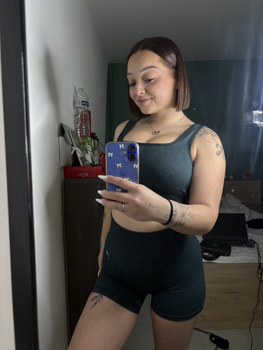 lena.blxx tweet media