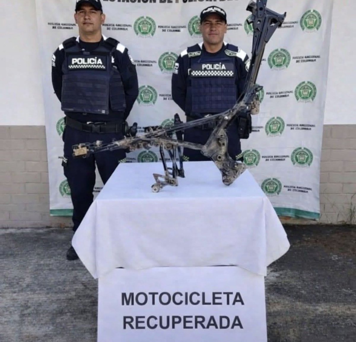 Dios tweet media