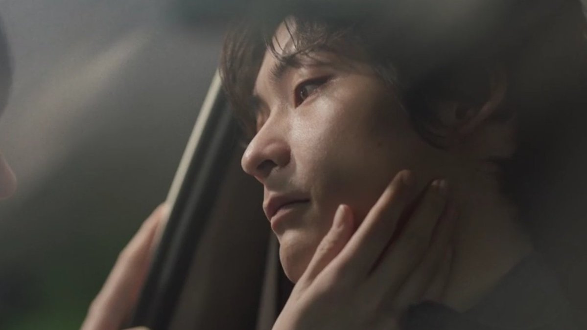 gibeom made a false statement to protect his brother, he refused to tell seokman name to the police bec he doesn't want to lose his friend, he didn't tell taeju anything when tj said he followed minji that nightㅡ which he didn't.  

you'll always be missed by me lee gibeom🖤