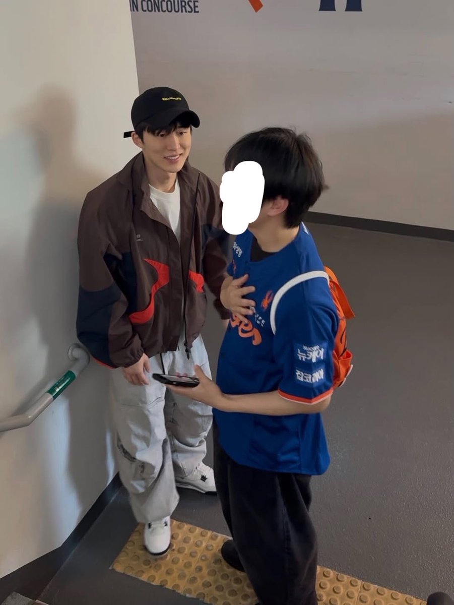 민도이 | dee tweet media