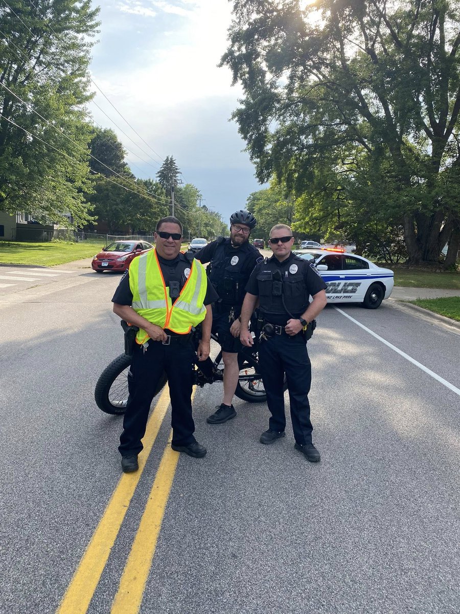SpringLkPark's tweet photo. During National Police Week, we thank the men and women of the Spring Lake Park Police Department and law enforcement officers everywhere for their service and dedication to keeping our communities safe.

We also honor those who made the ultimate sacrifice. #NationalPoliceWeek https://t.co/g8VecCP8kB
