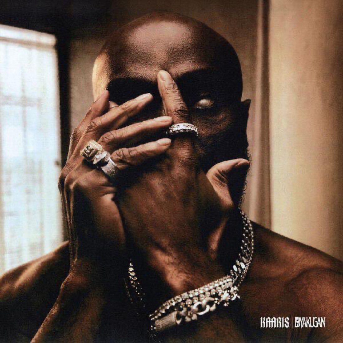 🚨 KAARIS annonce la SORTIE d’une NOUVELLE MIXTAPE !! 

« BYAKUGAN » 

🗓️ 12 JUIN