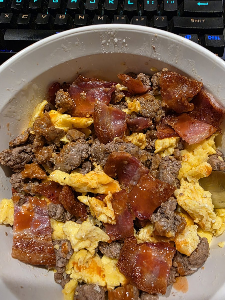 High Calorie Human tweet media