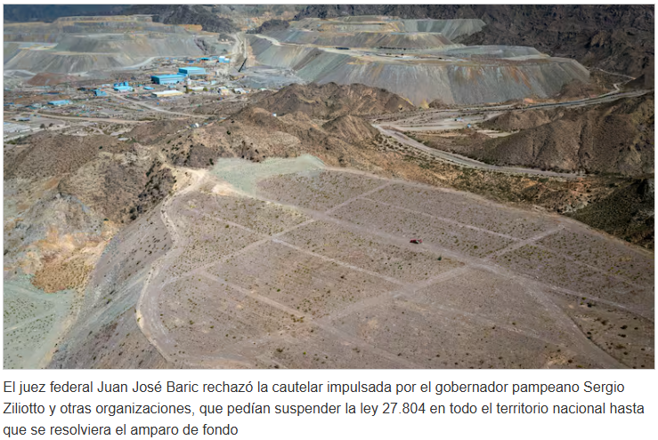 ⚒️🇦🇷✅ Un juez rechazó frenar la nueva ley de Glaciares y la minería celebra el primer fallo a su favor.

El Juzgado Federal de Santa Rosa consideró que La Pampa no acreditó un daño actual y concreto; dijo que suspender una ley del Congreso con efectos en todo el territorio