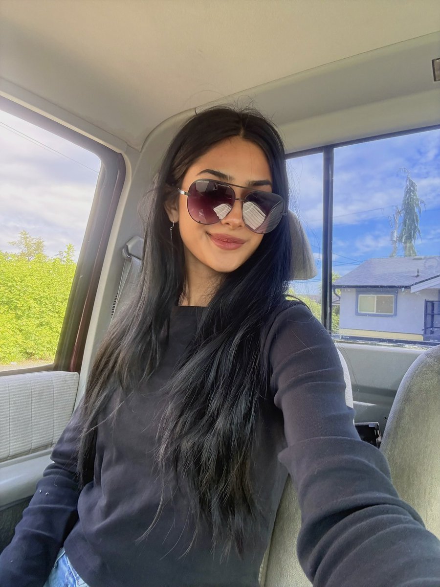 Ari tweet media