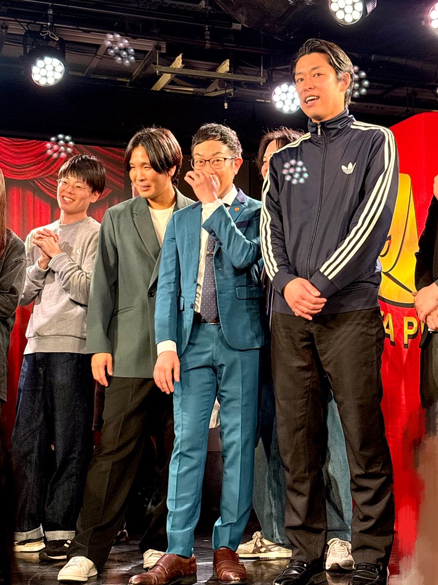 ヤかん tweet media