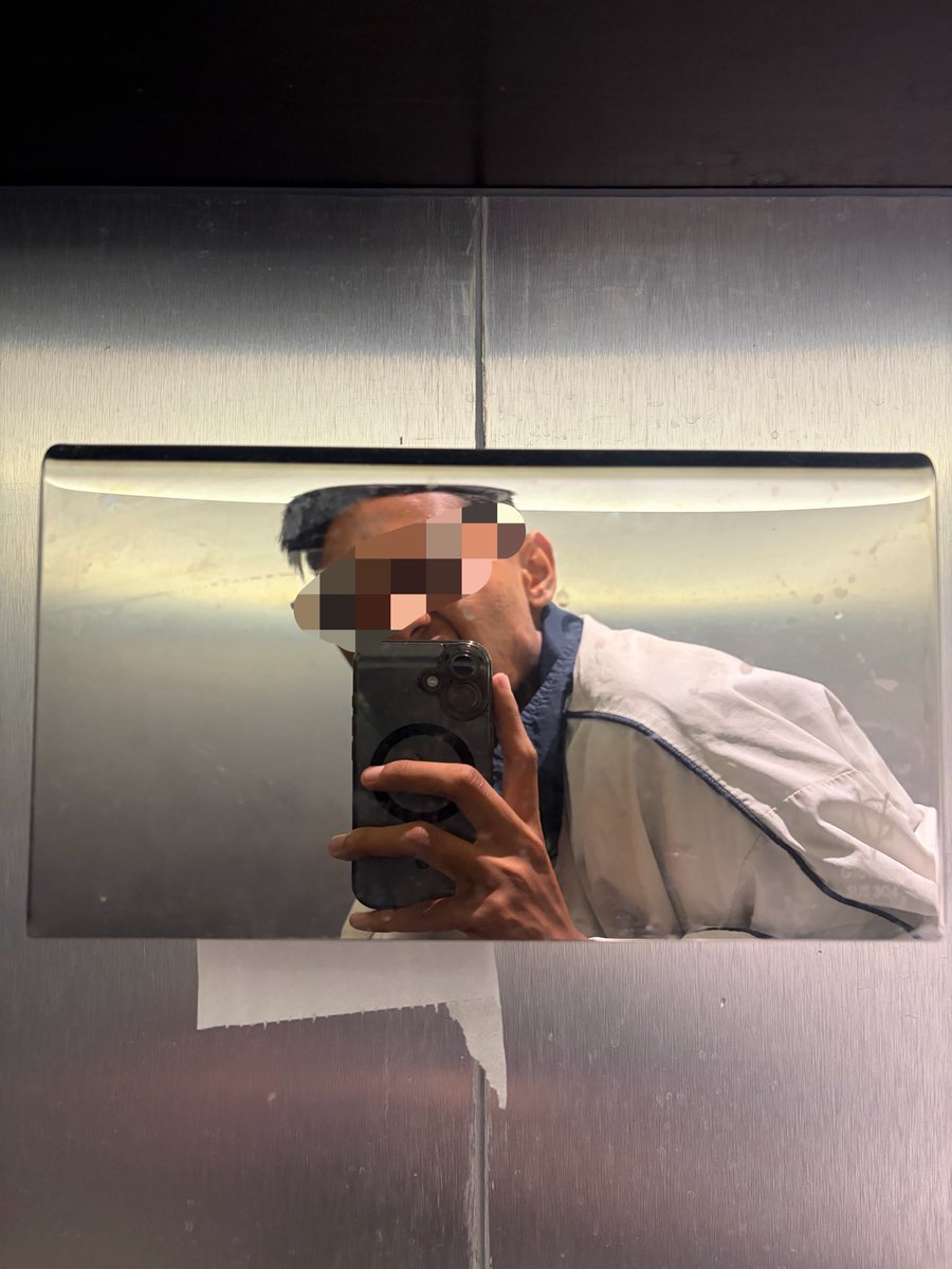 lucu foto di tissue toilet ini 🥸🤣