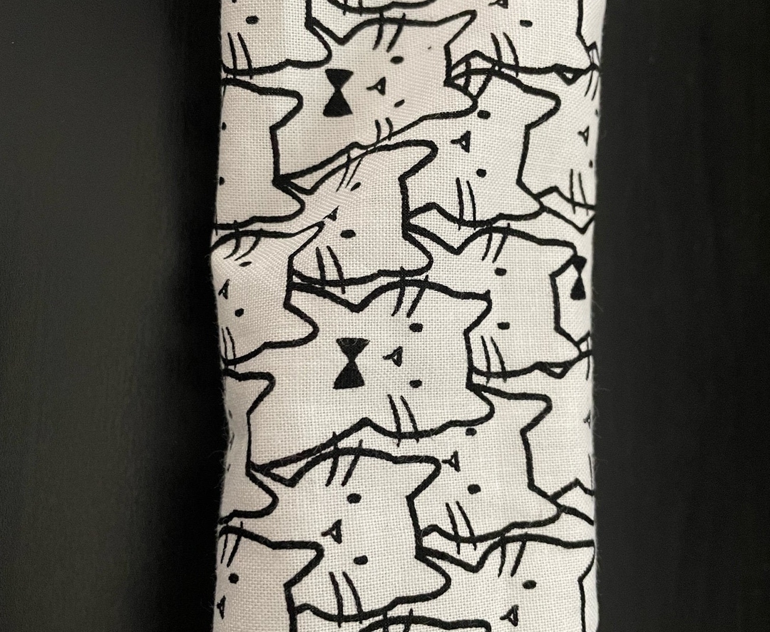 sewingfromsammy's tweet photo. Bring whiskered charm to your rounds with our Cotton Stethoscope Cover in Black and White Cats. Protects from grime, machine washable. Get yours! #StethoscopeCover #MedicalGear #NurseLife #DoctorStyle #CatLovers https://t.co/LApr3mkv7l