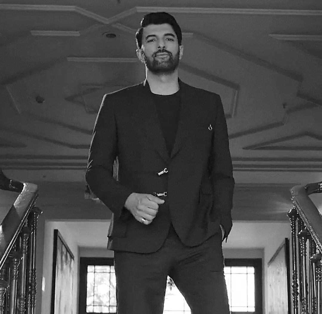 AnaidMavi's tweet photo. @TvDunyasii ¡Orgullo y emoción! 🫠🫠

#EnginAkyürek https://t.co/Fa0lVzqs0F