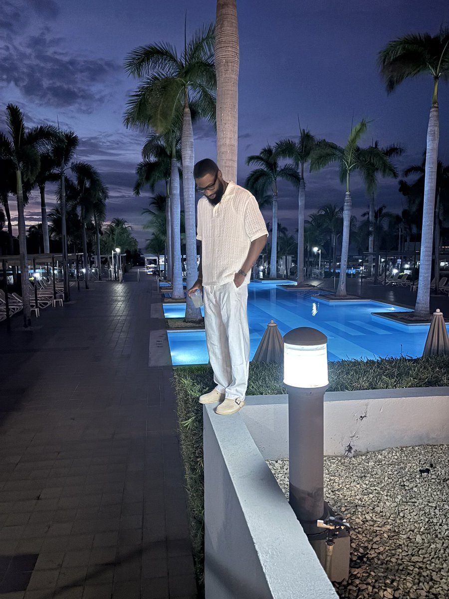 DukeBornToBall's tweet photo. A Don , The Don !!! https://t.co/MwTBhR6JnA