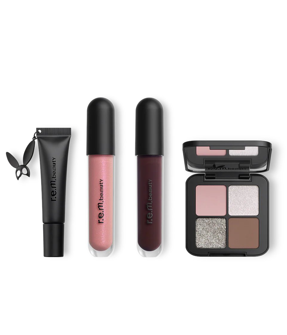 projectfypa's tweet photo. Ariana Grande REM Beauty Dangerous Woman Collector's Set

SHOP --> https://t.co/QVpZIYgNRC https://t.co/1kbq4tITZY