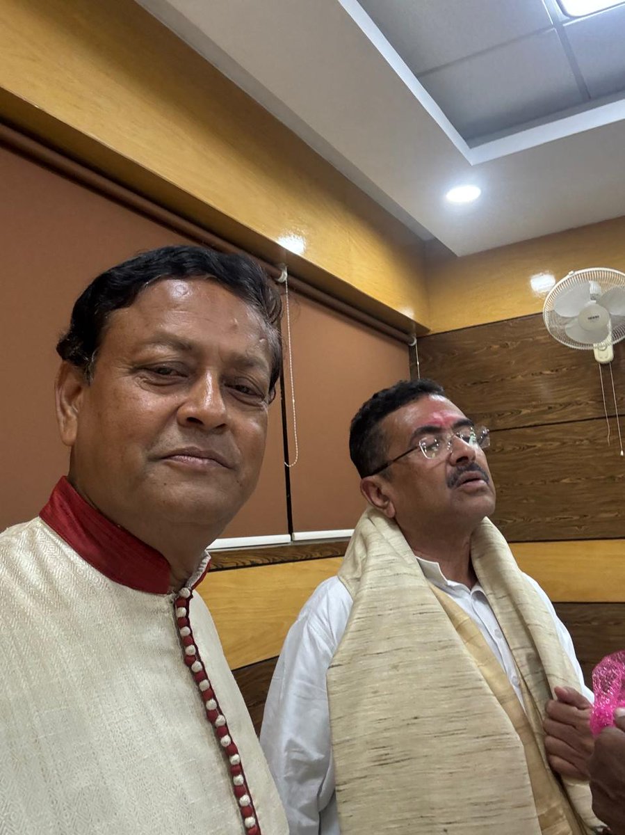 PrasenjitOFC's tweet photo. On 11.05.2026, BJP #State_Committee_Member &amp; Incharge of Diamond Harbour (DH) District , Shri #Prasenjit_Bhowmik was present as Soujanya Sakyatkar with Chief Minister of WB Shri @SuvenduWB  da.
@AmitShah @NitinNabin
@JPNadda @amitmalviya @DilipGhoshBJP @SamikBJP @DrSukantaBJP https://t.co/Hp9E9mZHK7