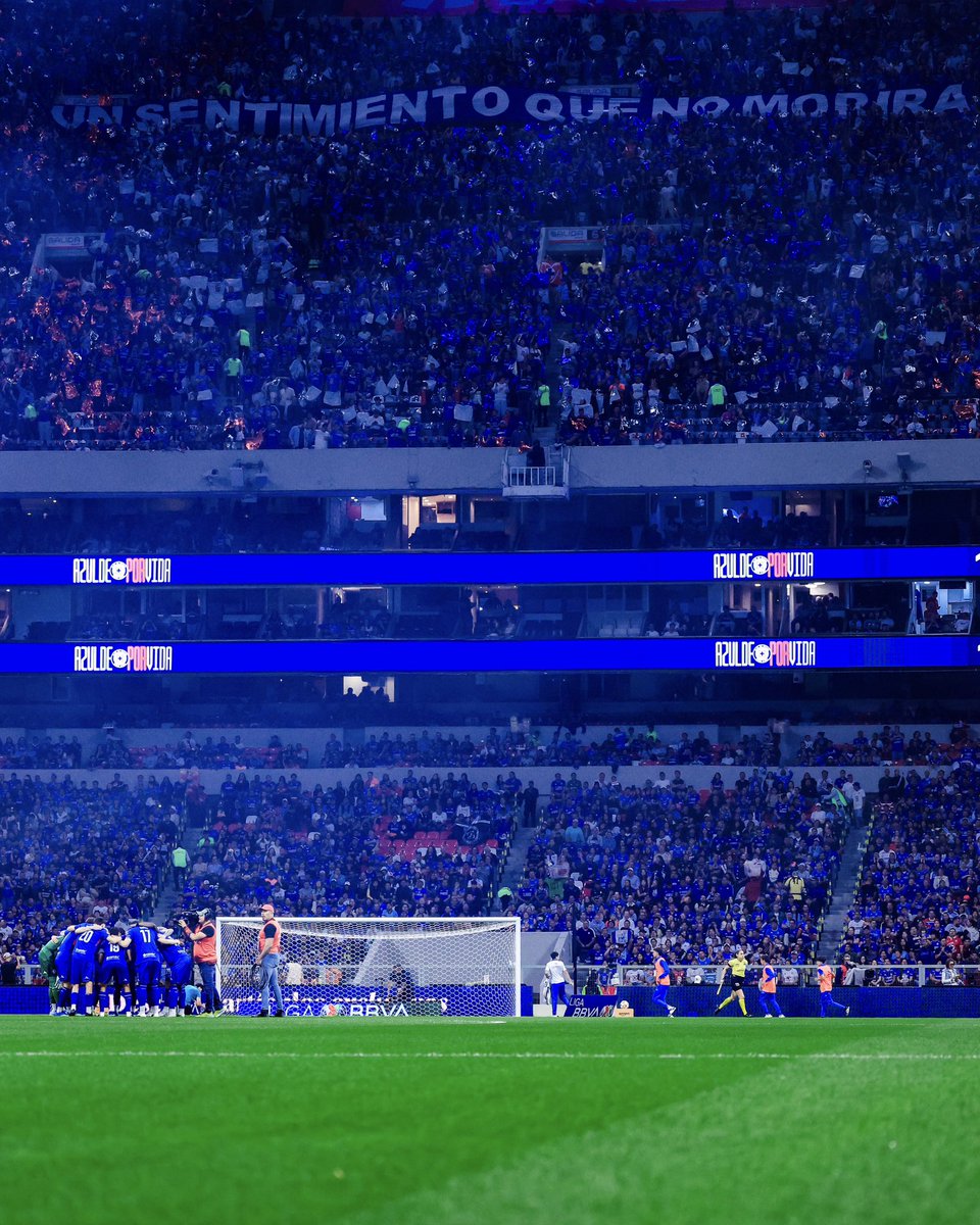 CRUZ AZUL tweet media