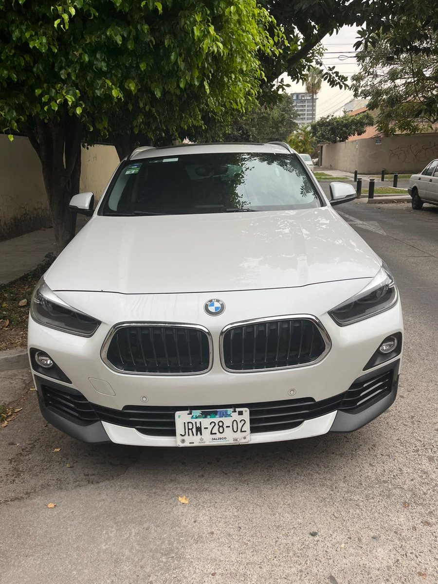 lalolabarrios's tweet photo. Buen día @GdlMovilidad, solicitando de su apoyo para poder sacar auto de la cochera. @GuadalajaraGob @vallartanortesl  en Hidalgo 3005 esquina Calle César. Gracias. https://t.co/CHmXlpmhqA