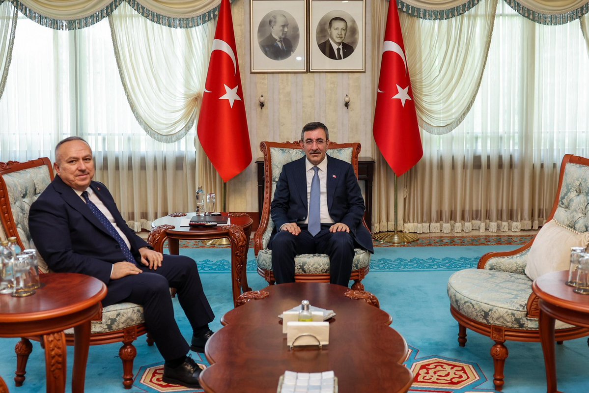 Türk Polis Teşkilatı tweet media