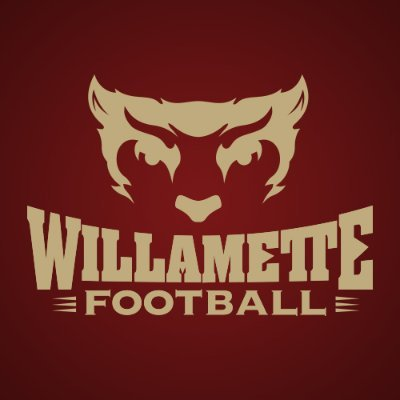 CoachKerfoot3's tweet photo. Thank you @CoachMagana from @WillametteFB for stopping by this morning and talking about @BKKnightsFB. It was great having you in the building! @chrisculig @CoachJuss https://t.co/1T6sT4tmfN