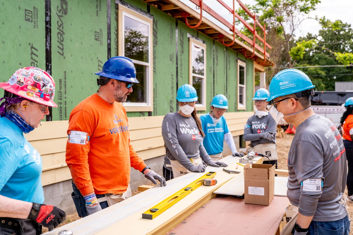 rheem's tweet photo. We want to thank the #CarterWorkProject for shining a light on affordable housing in Atlanta, the U.S., and around the world. 

Special shoutout to our Heart of Comfort team, incredible volunteers, and leaders who represented the #RheemTeam all week long. #HeartAtWork https://t.co/z8r7QYZDQJ