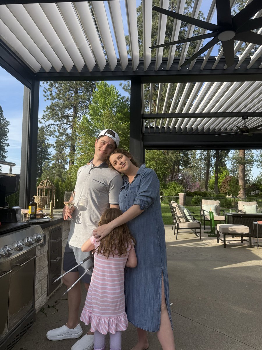DavidHenrie's tweet photo. Hope everyone had a blessed Mother’s Day! Comment your favorite quotes about mothers 🙂 edit: GIRLS!! It’s me. Maria. Hehe. Thinking about the mommas, soon to be mommas, adoptive mommas, and those who want so bad to be mommas. Especially thinking of of those who lost their first baby and don’t have one to celebrate with them earth-side today - don’t let anyone tell you different, you are JUST as much a mom as the rest of us ❤️ Love you ladies so much, this day belongs to ALL of us.

#MothersDay #HappyMothersDay