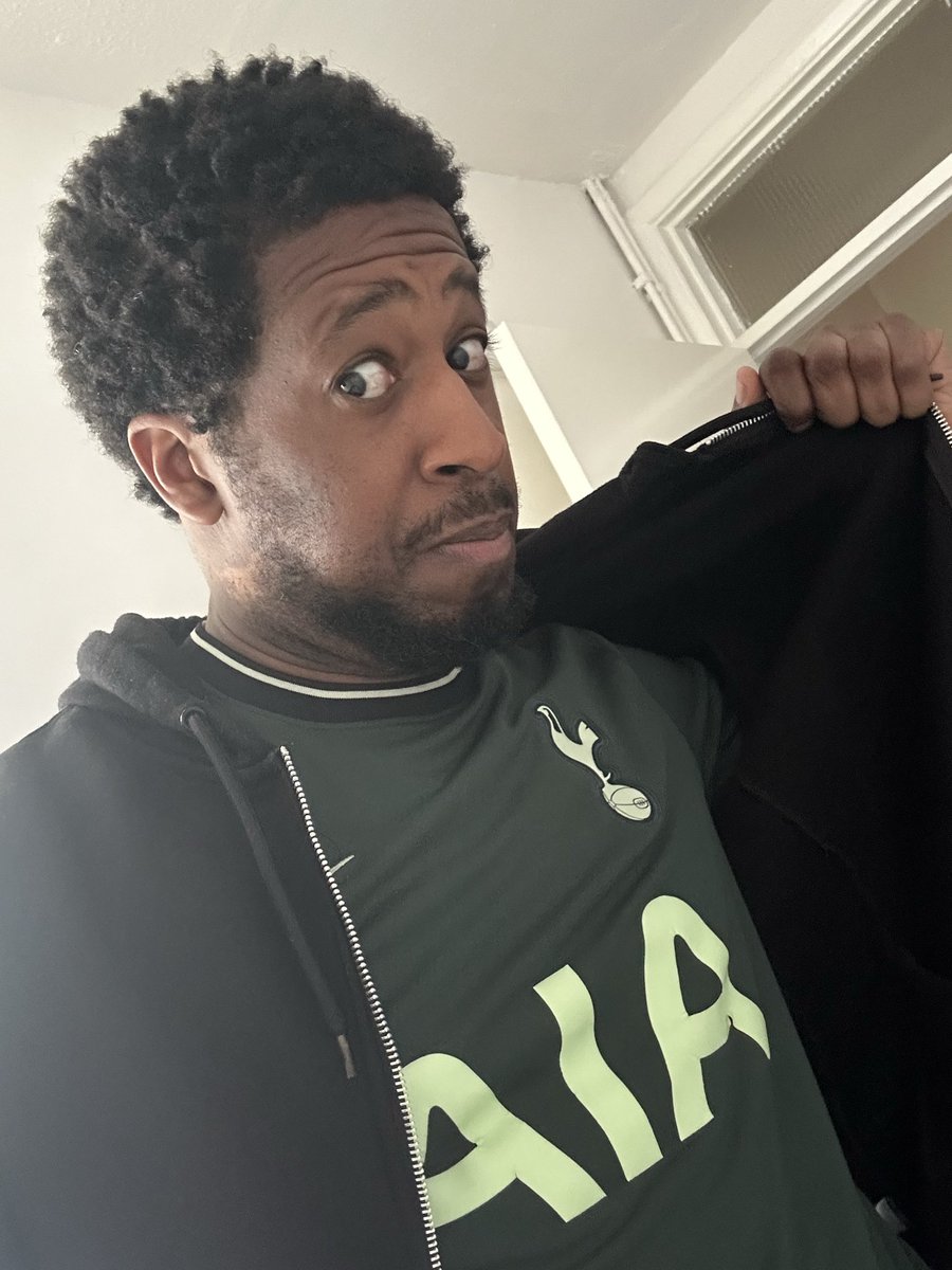 Darren Hart tweet media