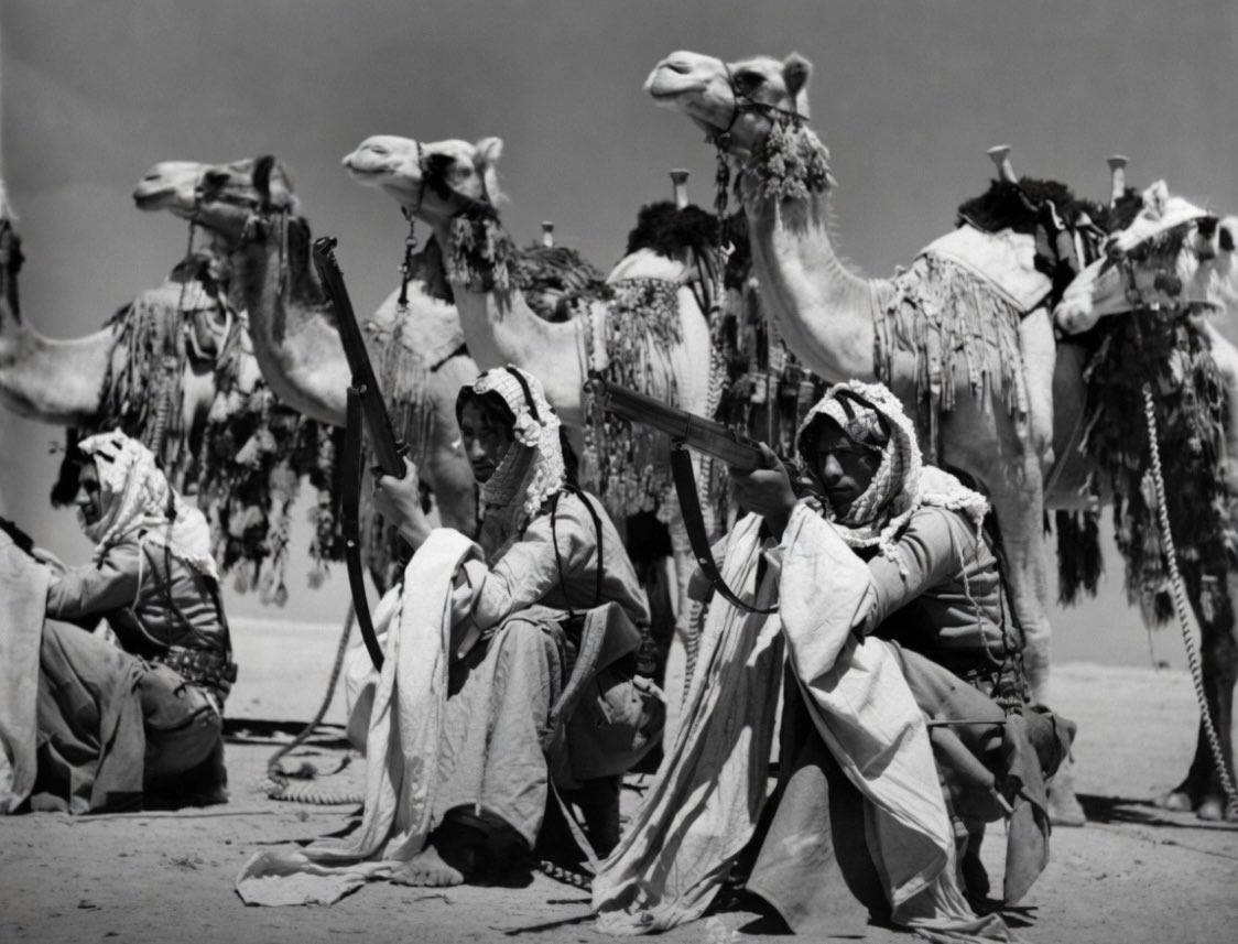 03_R_H_N's tweet photo. صورة || ١٩٤١ 🐪🇯🇴

يد على الزناد هذا ما نحن عليه وهذا ما أسس دولتنا وما يحافظ عليها ، جنودنا فخرنا . https://t.co/R8SZKzv6bK