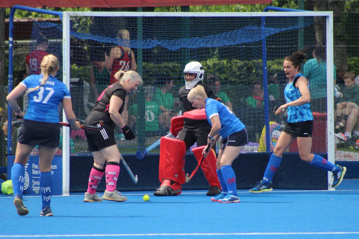 Bridgend Ladies Hockey Club tweet media