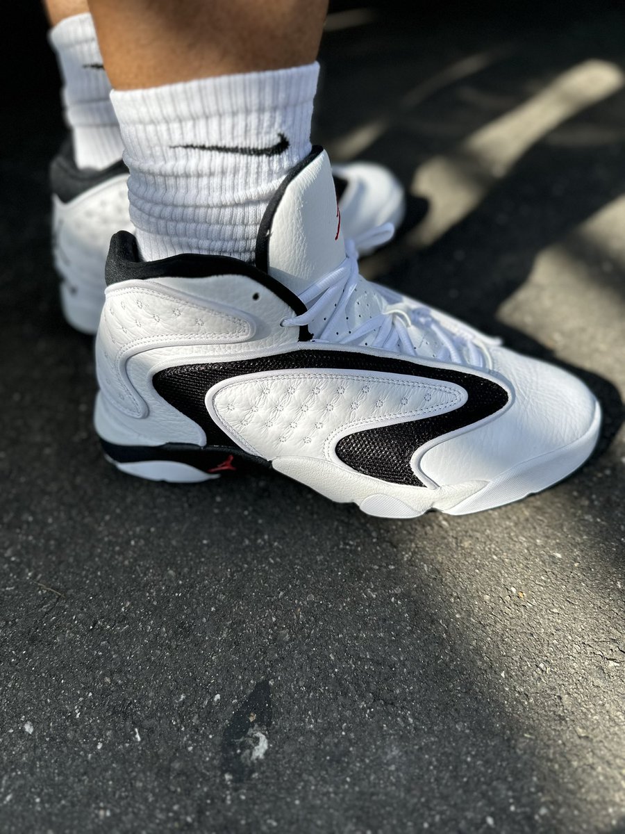 DEE YOUNG / Chamillion_Kicks404 tweet media