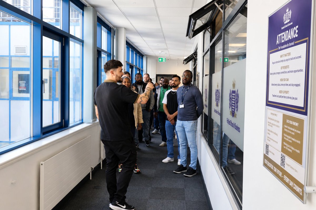 FSBSOCIAL's tweet photo. We’re delighted to welcome our newest cohort of BSc Business and Management students to #FSBLeicester as induction week begins.
At #FSB, we are committed to supporting every student from induction through to graduation and beyond.
Join FSB today:
https://t.co/TZPglNqqKH https://t.co/lUjvzR0Acf
