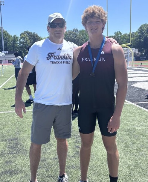 wcsFHScc's tweet photo. Congrats to our state championship bound Admirals!

Graycen Dorr HJ
Carson Vaughn HJ/LJ
Christian Bryant Discus
Siena Thompson 800
Eli Pierce 1600

@wcsFHSsports https://t.co/hSFoS2L7zP