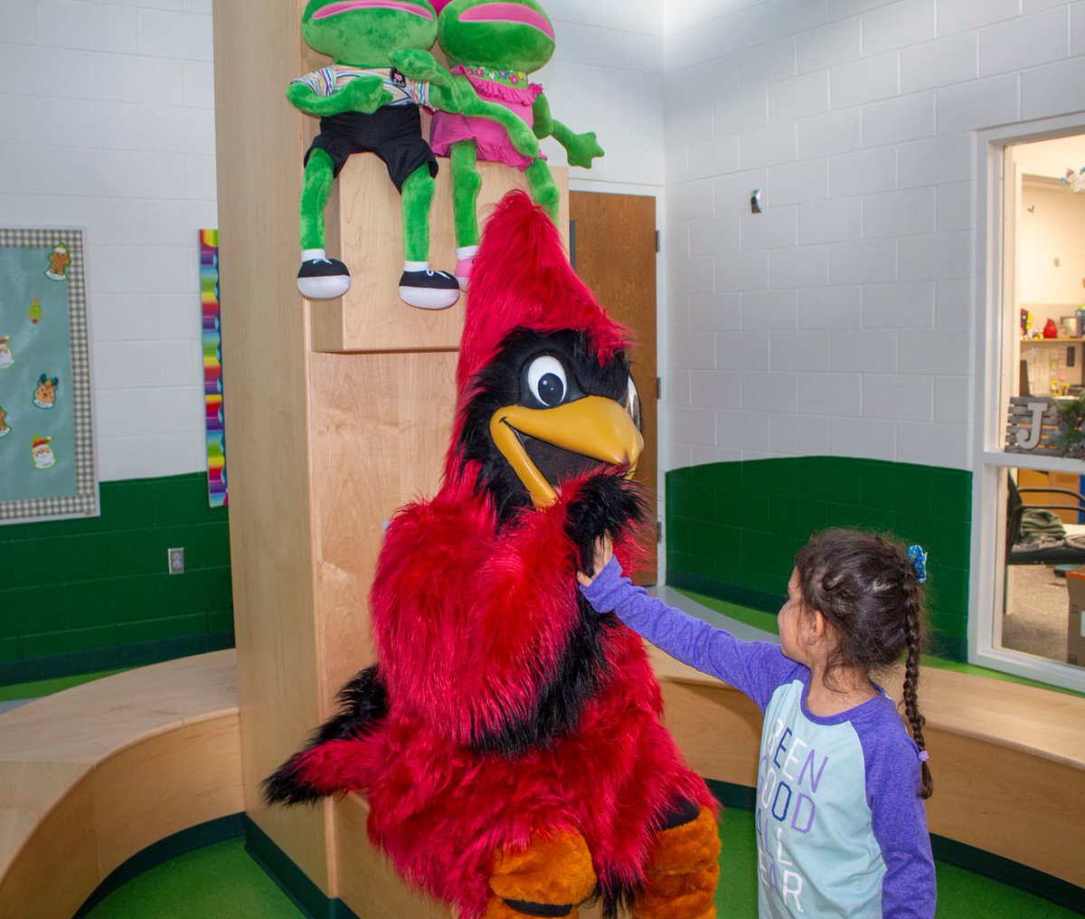 EudoraSchools's tweet photo. The school year is quickly coming to a close, with the last day of school being next Wednesday, May 20. As we finish strong, we’re proud of the growth, learning, and memories made throughout the year. Here’s to ending the year with excitement for what’s ahead! #EudoraProud https://t.co/wRNsDPTcA1