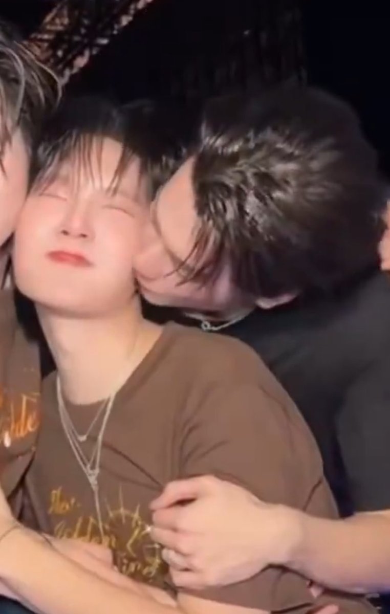 ˖Ი𐑼⋆𝑩𝒆𝒍𝒍𝒚𝑩𝒖𝒏𝒏𝒚 ݁ 🐰🦆 tweet media
