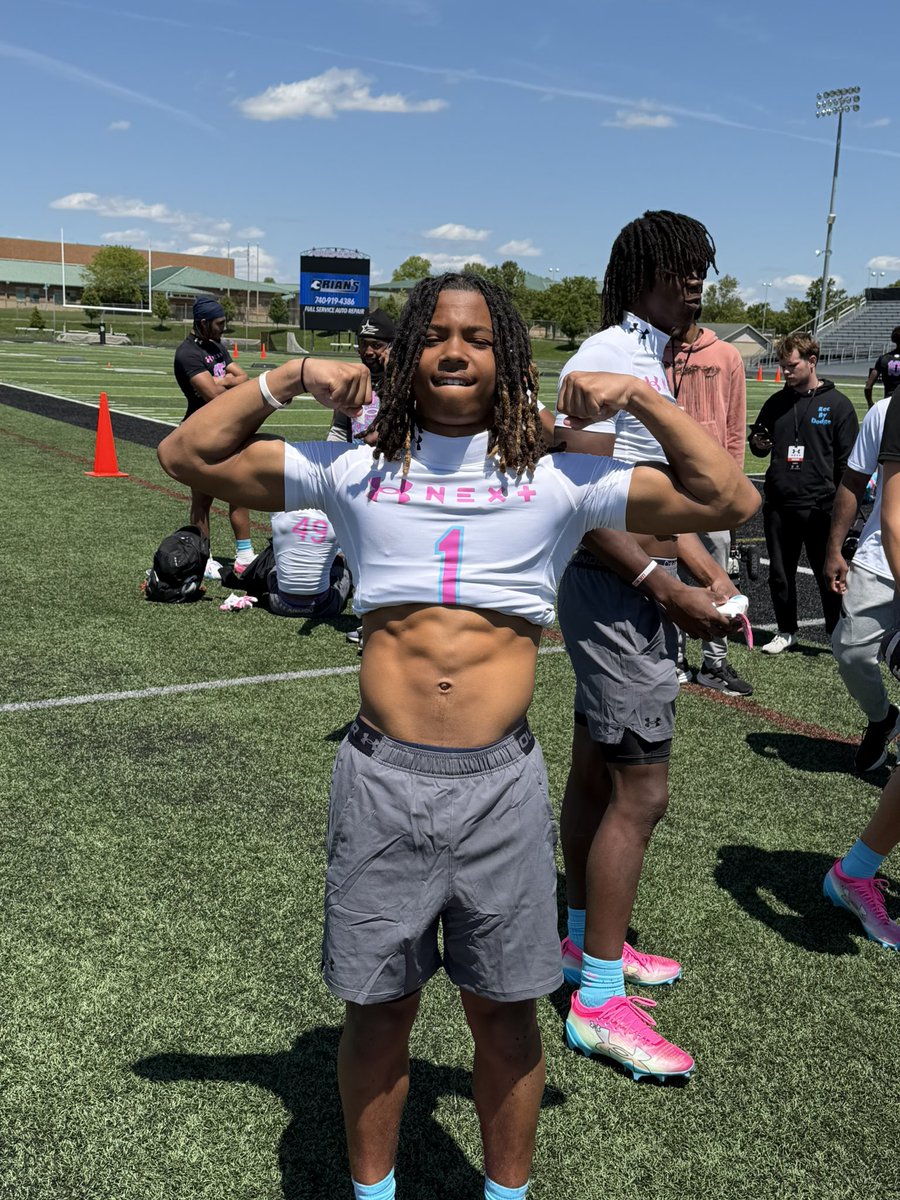 CairoLiley1's tweet photo. Thankful For the Invite! 1% Better  @DemetricDWarren 
@CraigHaubert 
@TheUCReport 
@TomLuginbill @OLSMFootball @smsbacademy @coachdixon_OLSM @CoachJGonz @AllenTrieu @SWiltfong_ @adamgorney @Rivals @samspiegs @TheD_Zone @Sportsinthed_ @MIexposure @PrepRedzoneMI @CoachBlackwell_ https://t.co/Mn47mh4P54
