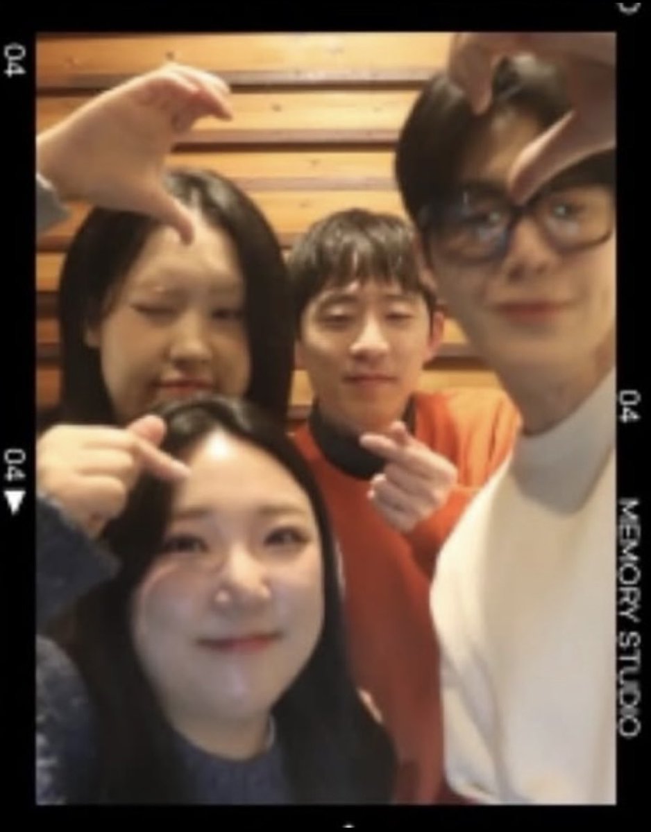 bojogaeping's tweet photo. 팀이사통🍀🍀🍀🍀🍀🍀🍀 https://t.co/ewCfWsFUv5